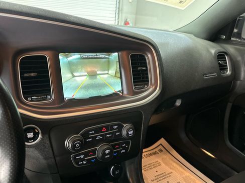 Used 2022 Dodge Charger R/T RWD image 18