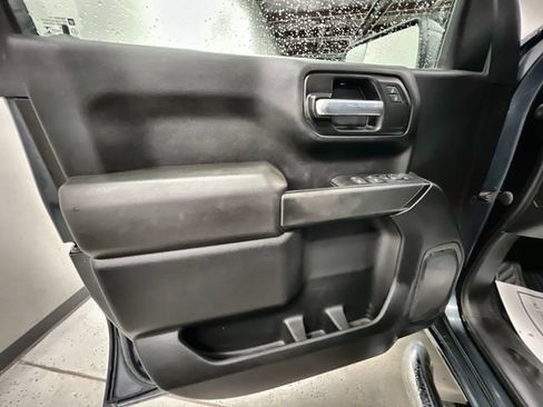 Certified 2021 Chevrolet Silverado 1500 Custom AWD/4WD image 21