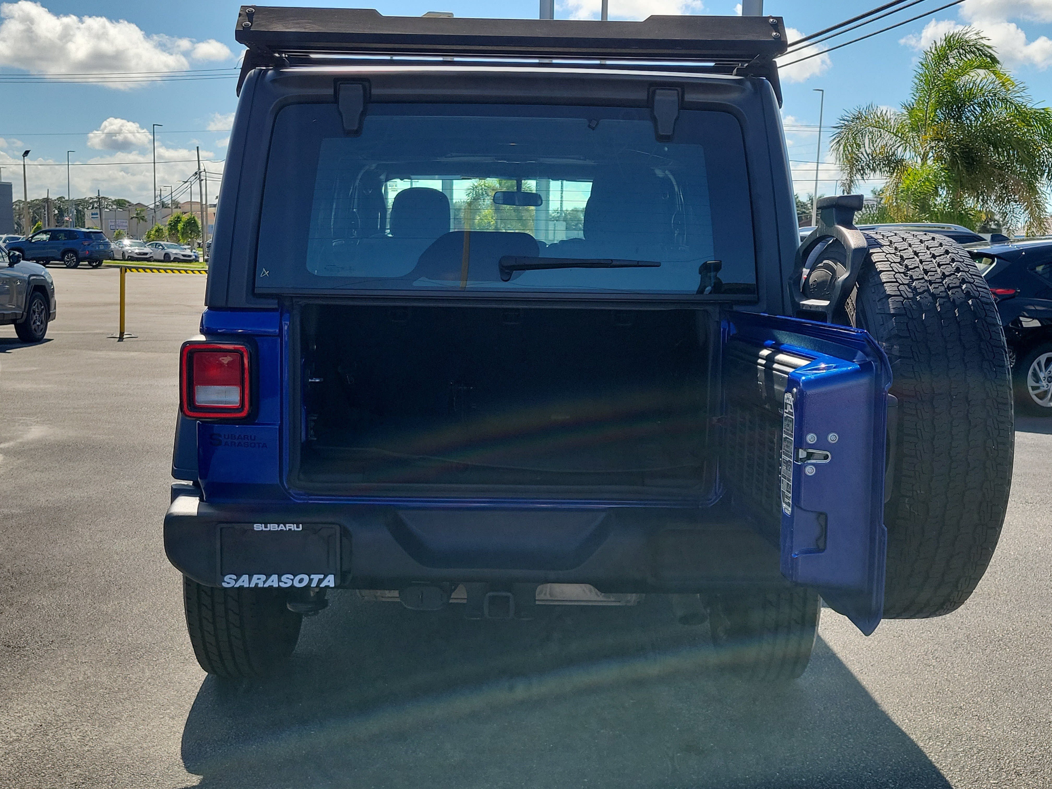 Used 2018 Jeep Wrangler Unlimited Sport AWD/4WD image 7
