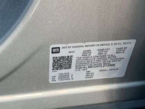 Used 2023 GMC Terrain SLE w/ Elevation Edition image 40