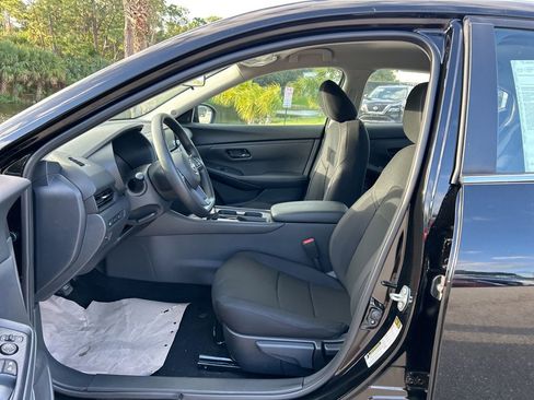 New 2025 Nissan Sentra S image 10