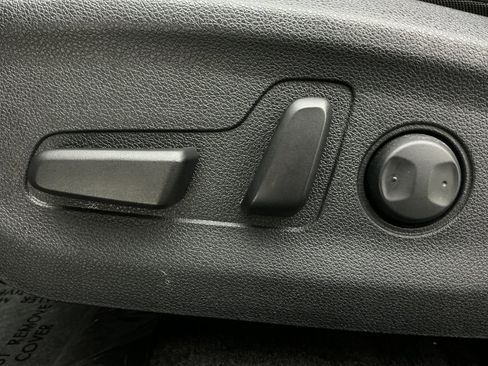 Used 2020 Kia Niro EX w/ Cold Weather Package FWD image 37