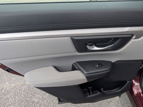 Used 2019 Honda CR-V LX image 38