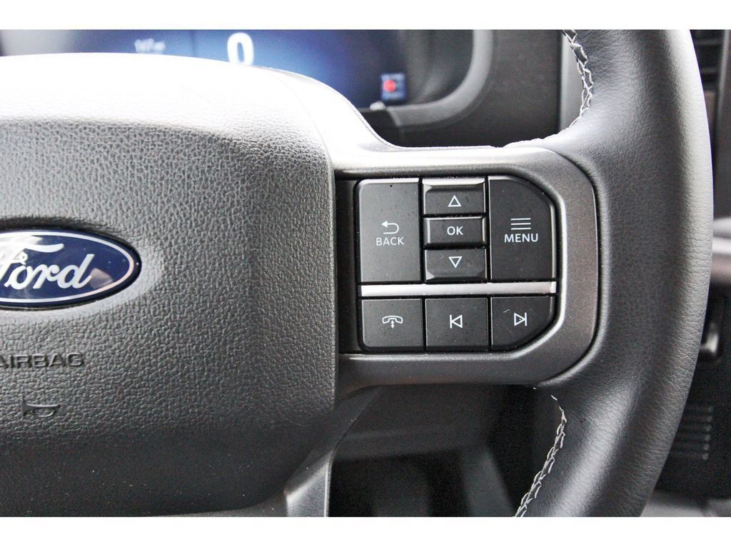 Used 2025 Ford F150 Lightning XLT AWD/4WD image 20