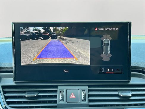 Used 2023 Audi Q5 2.0T Premium w/ Convenience Package image 26