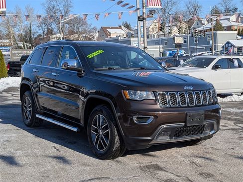 Used 2017 Jeep Grand Cherokee Limited image 4