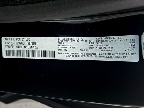 New 2026 Chrysler Pacifica Limited image 33