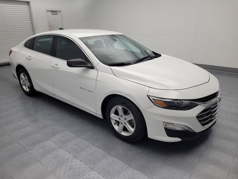 Used 2022 Chevrolet Malibu LS w/ LPO, Floor Liner Package FWD image 11