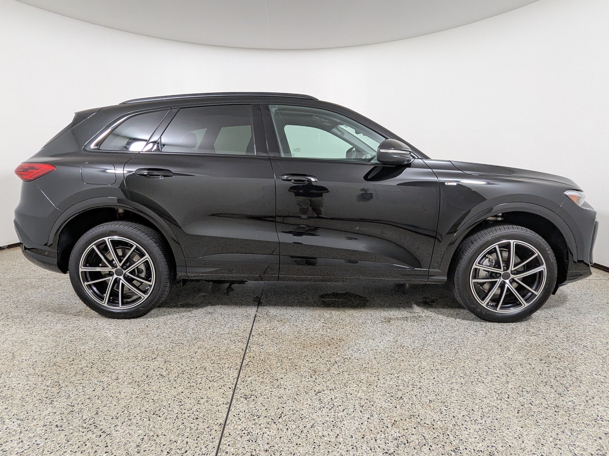 New 2026 Audi Q5 Premium Plus AWD/4WD image 8