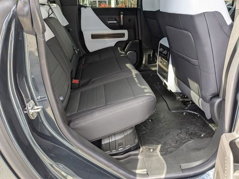 New 2025 GMC Hummer EV 2X image 27