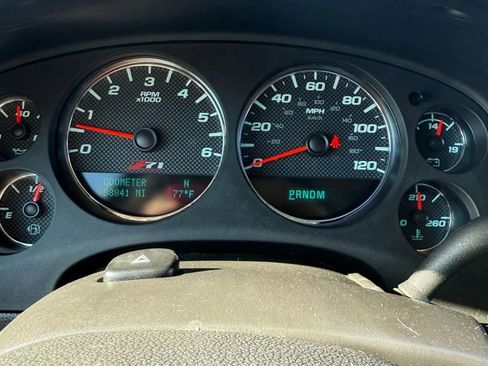 Used 2013 Chevrolet Avalanche LT w/ Suspension Package, Off-Road image 17