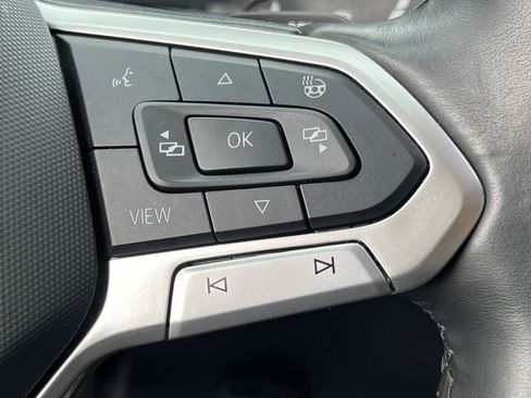 Used 2024 Volkswagen Atlas SEL Premium R-Line AWD/4WD image 26