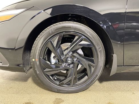 New 2026 Hyundai Elantra Sport image 11