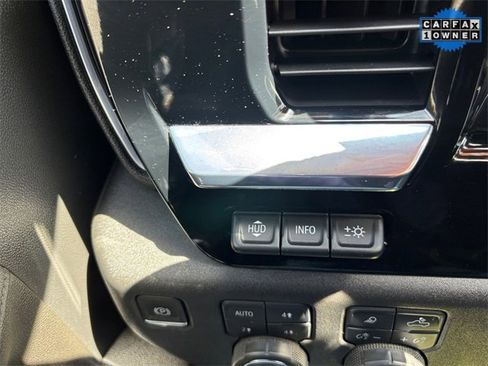 Used 2023 Chevrolet Silverado 1500 High Country w/ Technology Package image 19