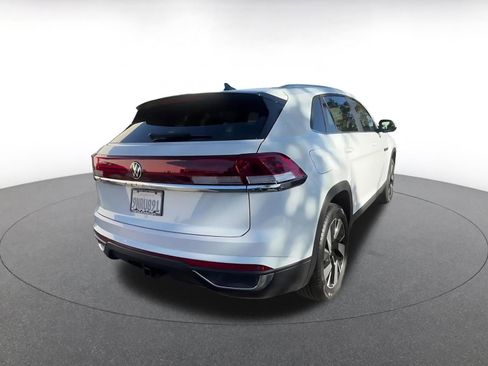 Used 2025 Volkswagen Atlas Cross Sport SE image 14