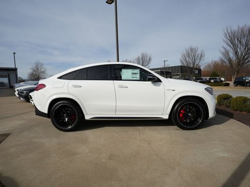 New 2026 Mercedes-Benz GLE 63 AMG S image 8