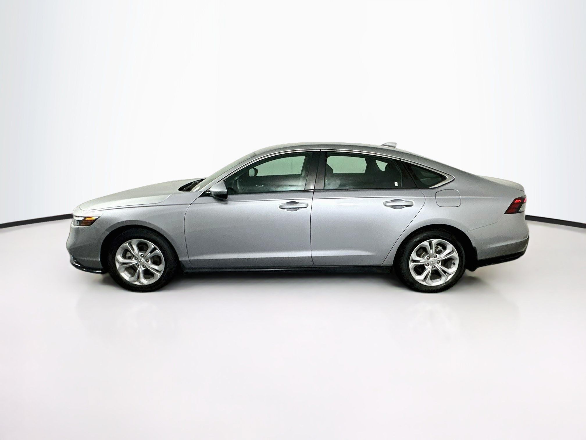 Used 2024 Honda Accord LX image 4