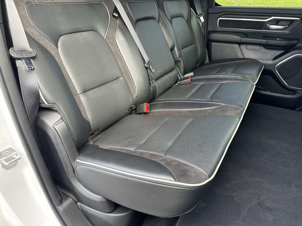 Used 2026 RAM 1500 Laramie AWD/4WD image 23