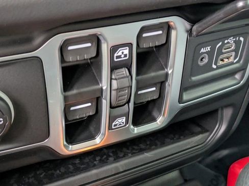 New 2025 Jeep Wrangler Sahara image 19