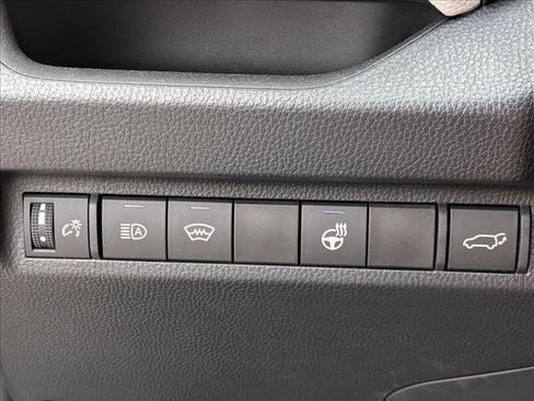Used 2023 Toyota RAV4 XLE Premium FWD image 17