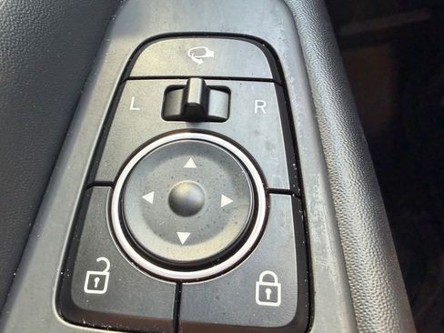 Used 2023 Hyundai Santa Fe Limited AWD/4WD image 12
