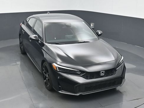 Certified 2025 Honda Civic Sport image 3