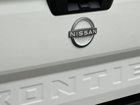 New 2026 Nissan Frontier S w/ Tow Package image 25