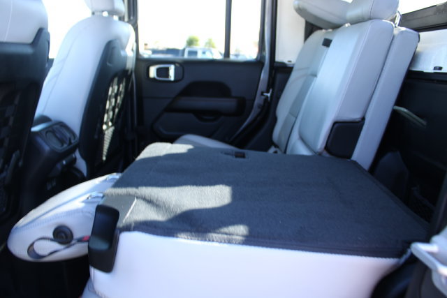 Used 2023 Jeep Gladiator Mojave w/ Cold Weather Group AWD/4WD image 49