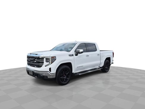 Certified 2025 GMC Sierra 1500 SLT w/ SLT Premium Plus Package AWD/4WD image 4