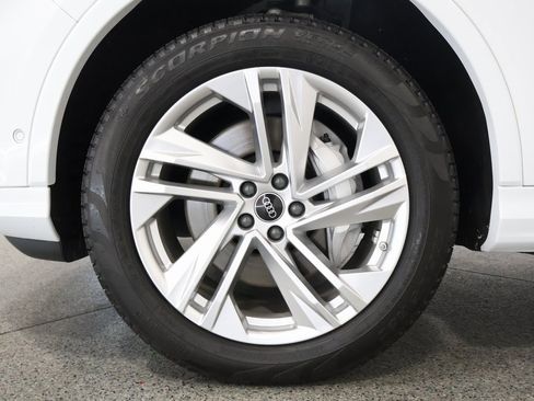 Certified 2022 Audi Q7 2.0T Premium Plus w/ Premium Plus Package image 5