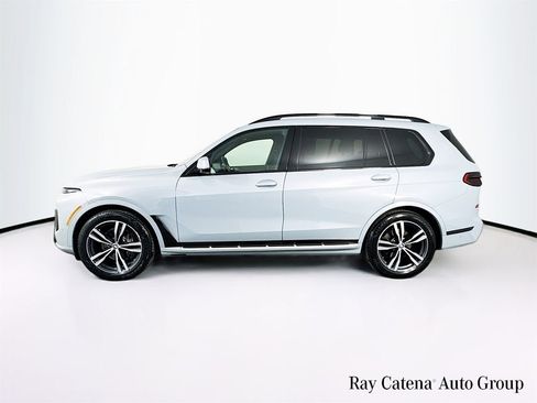 Certified 2024 BMW X7 xDrive40i AWD/4WD image 4