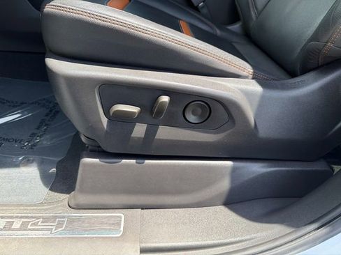 Used 2025 GMC Sierra 1500 AT4 AWD/4WD image 19