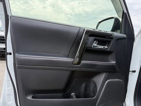 Used 2024 Toyota 4Runner TRD Off-Road Premium image 22