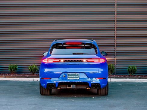 New 2025 Porsche Cayenne GTS image 6