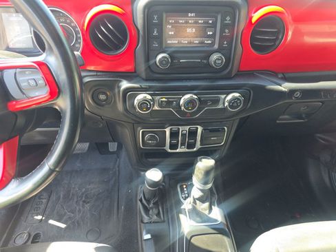 Used 2020 Jeep Wrangler Unlimited Sport S AWD/4WD image 11