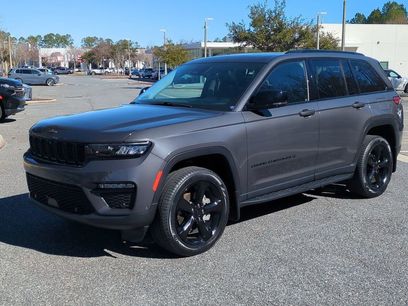 Used 2023 Jeep Grand Cherokee Limited w/ Luxury Tech Group II