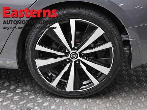 Used 2020 Nissan Altima 2.5 SR FWD image 8
