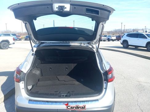 Used 2022 Nissan Rogue Sport SL w/ Premium Package image 10