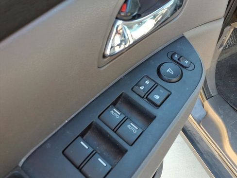 Used 2016 Honda Odyssey SE image 19