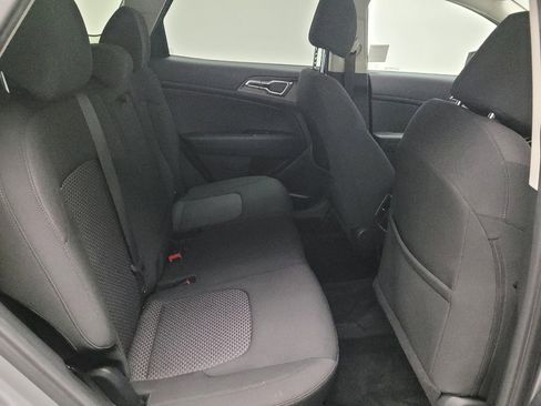 Used 2023 Kia Sportage LX image 19