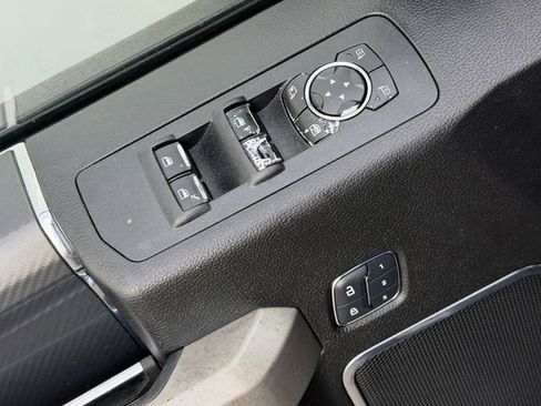 Used 2018 Ford F150 Lariat w/ Equipment Group 502A Luxury image 22