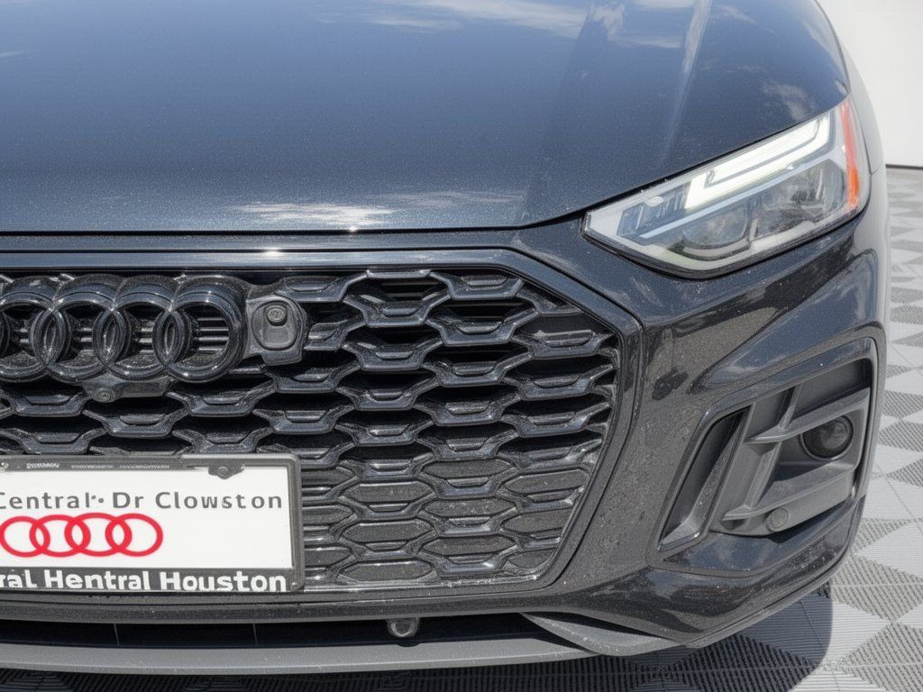 Used 2023 Audi Q5 2.0T Premium Plus w/ Premium Plus Package AWD/4WD image 12