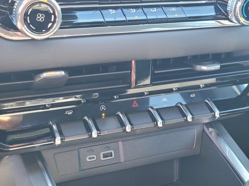 New 2026 GMC Canyon Elevation RWD image 16