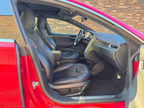 Used 2014 Tesla Model S RWD image 32