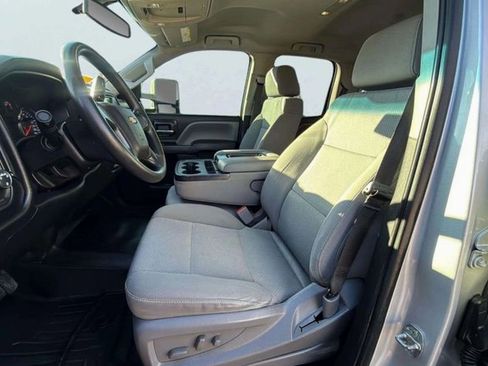 Used 2019 Chevrolet Silverado 2500 W/T image 13