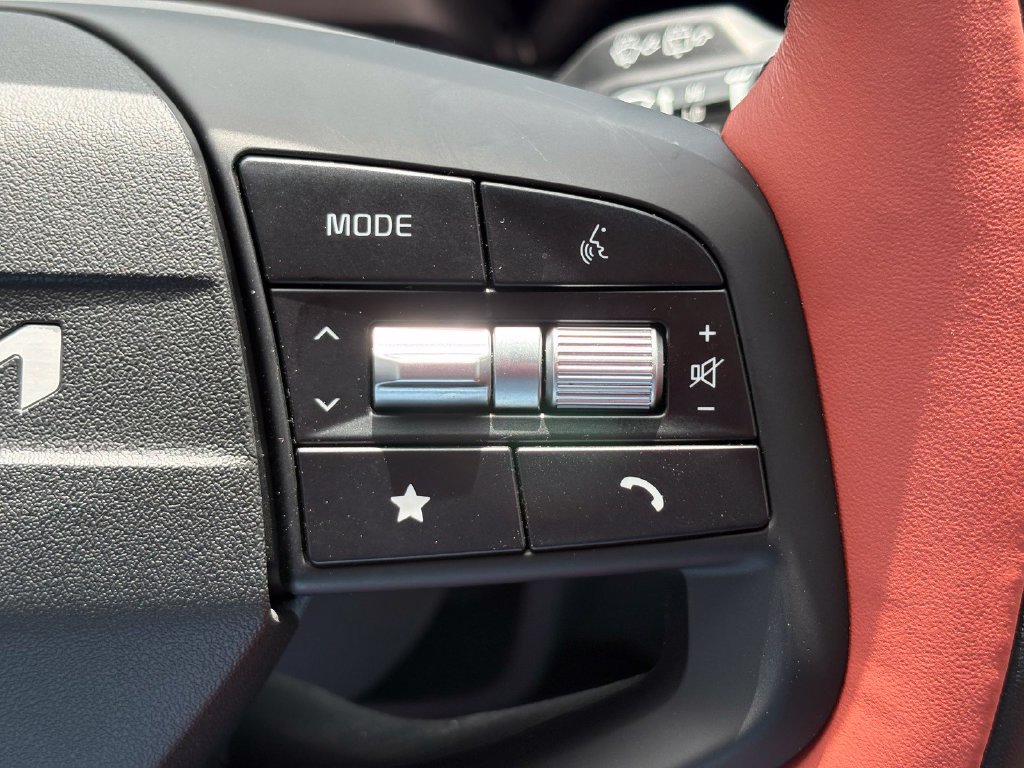 New 2026 Kia Sportage SX FWD image 22