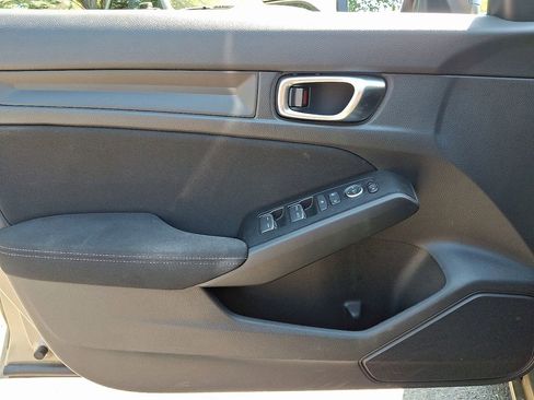 Used 2025 Honda Civic Sport image 10