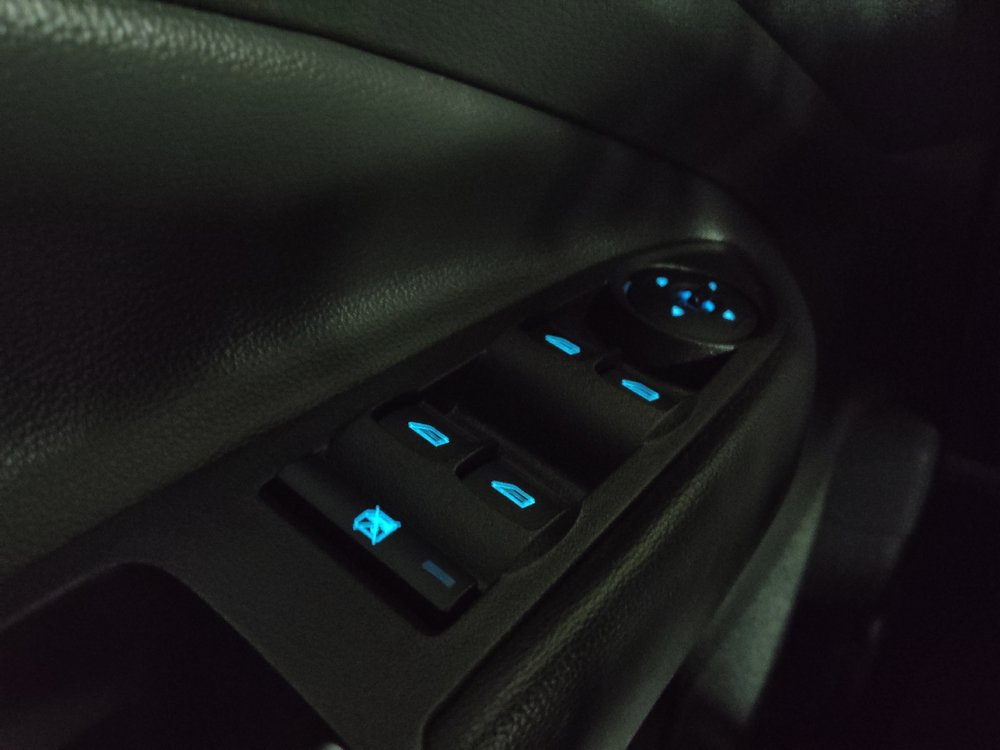 Used 2018 Ford Escape SEL FWD image 27