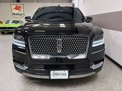 Used 2019 Lincoln Navigator Reserve AWD/4WD image 32