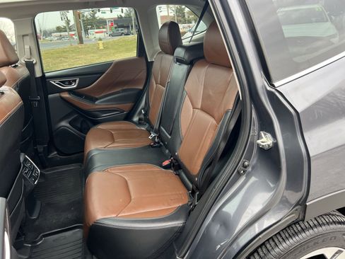 Used 2022 Subaru Forester Touring image 25